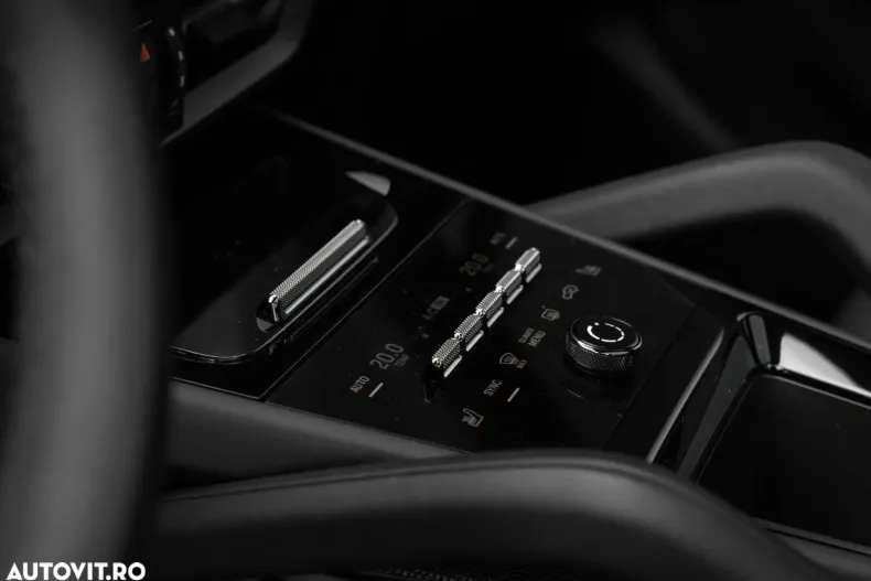 Porsche Cayenne din 2024 cu 15.426 km - oferta POR160137 - foto 25