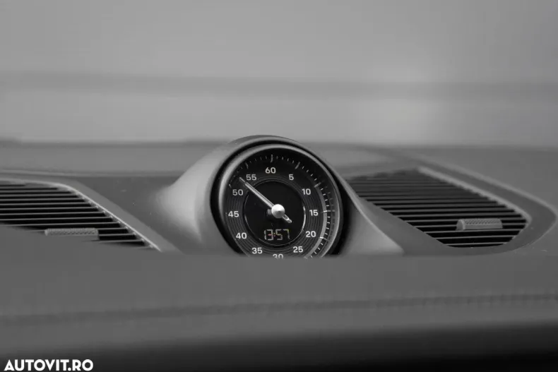 Porsche Cayenne din 2024 cu 15.426 km - oferta POR160137 - foto 39