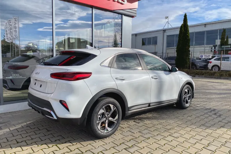 Kia XCeed din 2025 cu 6 km - oferta KIA160140 - foto 4