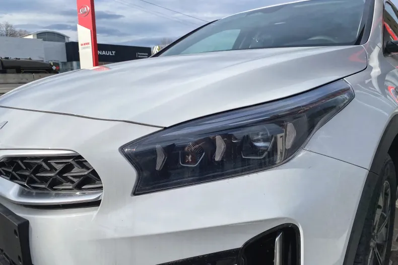 Kia XCeed din 2025 cu 6 km - oferta KIA160140 - foto 18