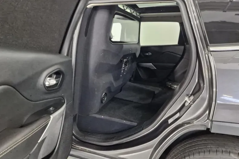 Jeep Cherokee din 2019 cu 109.463 km - oferta JEE160141 - foto 5