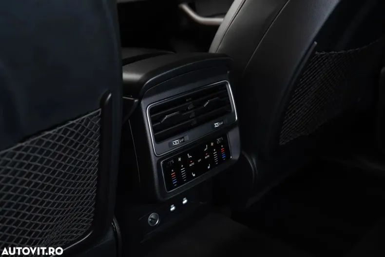 Audi RSQ8 din 2022 cu 127.800 km - oferta AUD160142 - foto 32