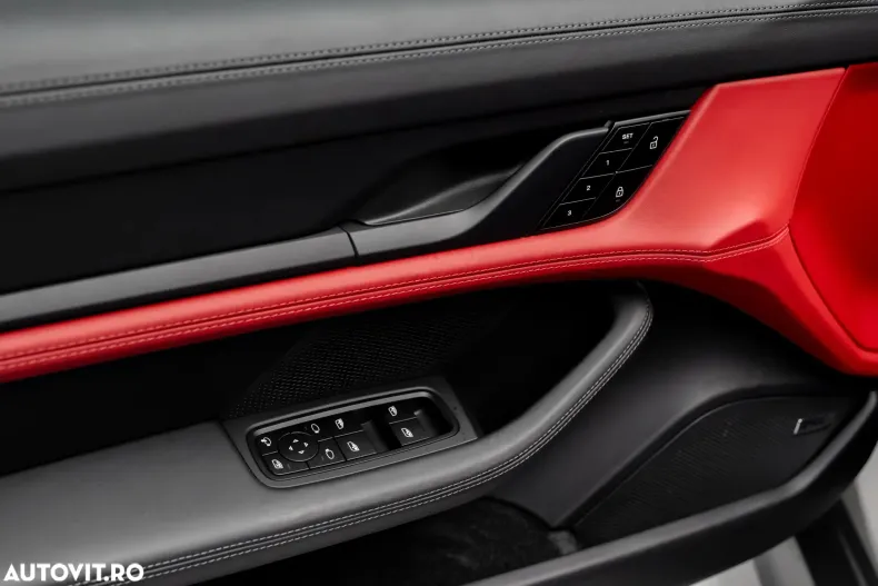 Porsche Taycan din 2023 cu 20 km - oferta POR160144 - foto 17