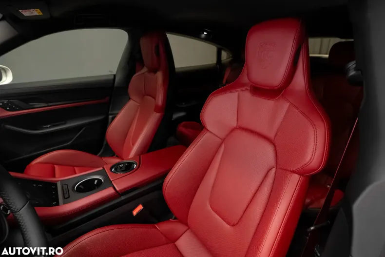 Porsche Taycan din 2023 cu 20 km - oferta POR160144 - foto 24