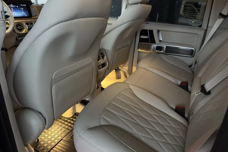 Mercedes-Benz G din 2025 cu 5.000 km - oferta MER160147 - foto 10