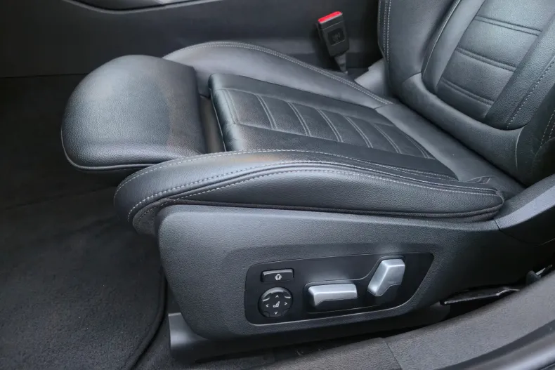 BMW Seria 3 din 2020 cu 124.600 km - oferta BMW160152 - foto 7