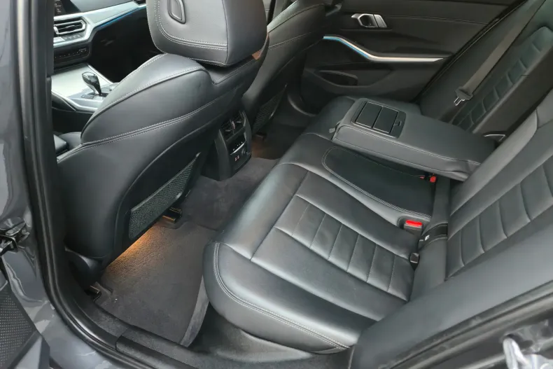 BMW Seria 3 din 2020 cu 124.600 km - oferta BMW160152 - foto 17