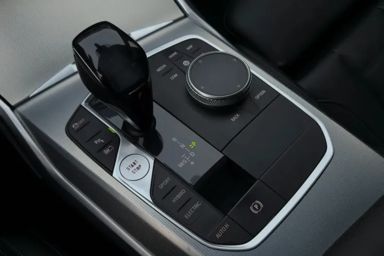 BMW Seria 3 din 2020 cu 124.600 km - oferta BMW160152 - foto 30