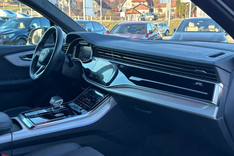 Audi Q7 din 2020 cu 107.490 km - oferta AUD160157 - foto 6