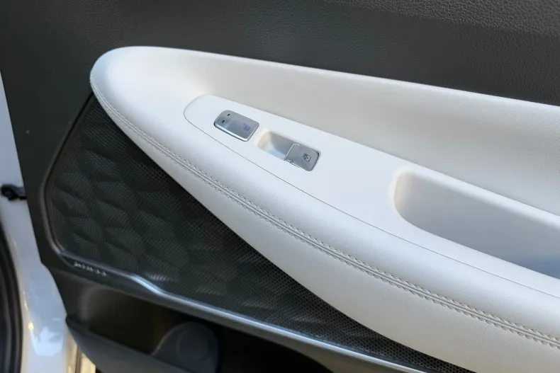 Hyundai SANTA FE din 2021 cu 69.000 km - oferta HYU160163 - foto 23