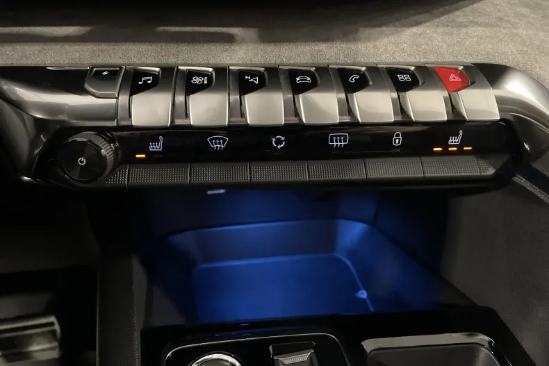 Peugeot 3008 din 2022 cu 83.405 km - oferta PEU160166 - foto 17