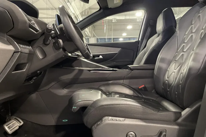 Peugeot 3008 din 2022 cu 83.405 km - oferta PEU160166 - foto 23