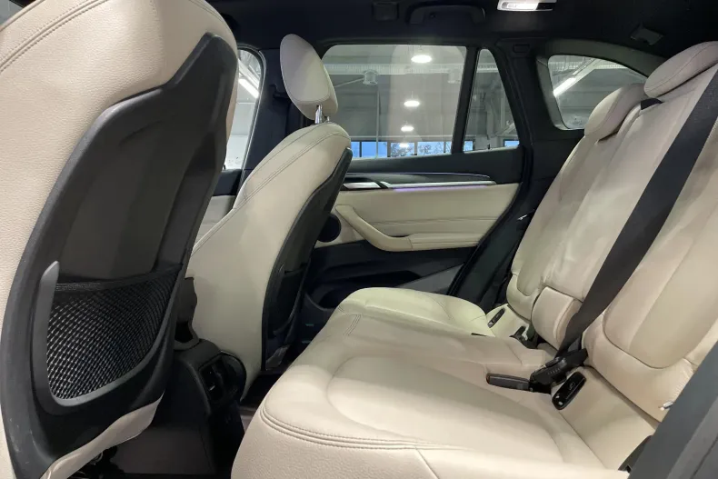 BMW X1 din 2021 cu 93.930 km - oferta BMW160167 - foto 12