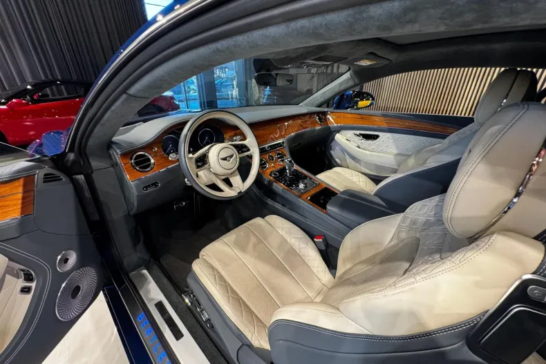 Bentley Continental din 2021 cu 25.300 km - oferta BEN160168 - foto 13