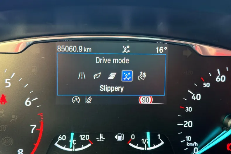 Ford Puma din 2021 cu 85.000 km - oferta FOR160171 - foto 20