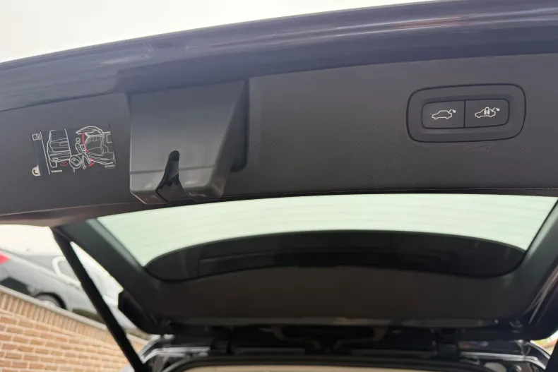 Volvo XC90 din 2022 cu 108.000 km - oferta VOL160181 - foto 28