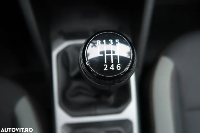 Dacia Duster din 2024 cu 5.100 km - oferta DAC160192 - foto 22