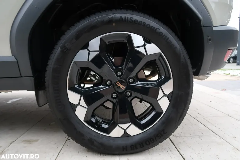 Dacia Duster din 2024 cu 5.100 km - oferta DAC160192 - foto 27