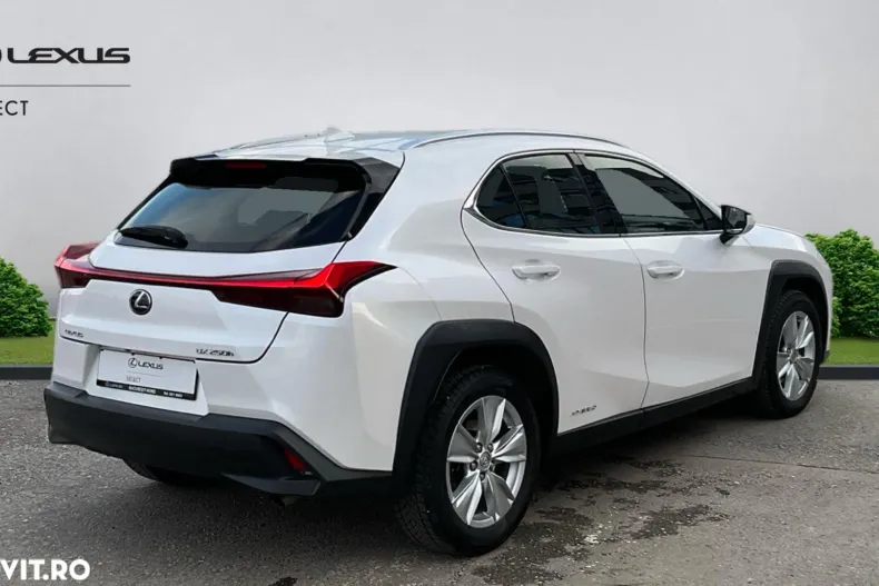 Lexus UX din 2019 cu 79.458 km - oferta LEX160194 - foto 4
