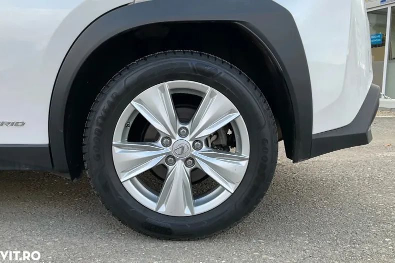 Lexus UX din 2019 cu 79.458 km - oferta LEX160194 - foto 9