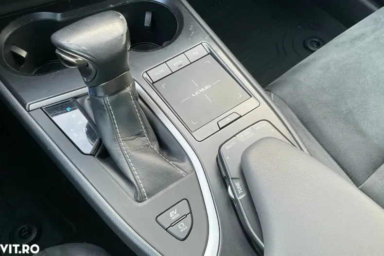 Lexus UX din 2019 cu 79.458 km - oferta LEX160194 - foto 25