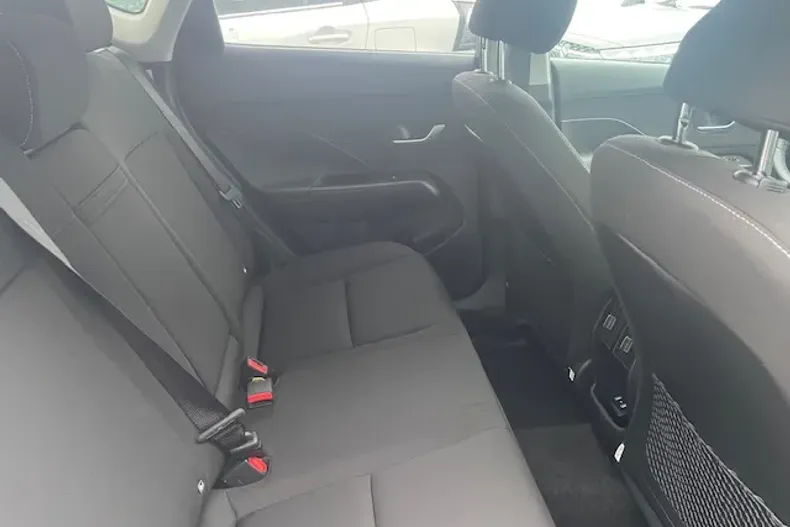 Hyundai KONA din 2025 cu 14 km - oferta HYU160197 - foto 14