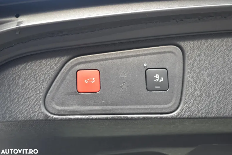 Peugeot 3008 din 2021 cu 123.593 km - oferta PEU160198 - foto 32