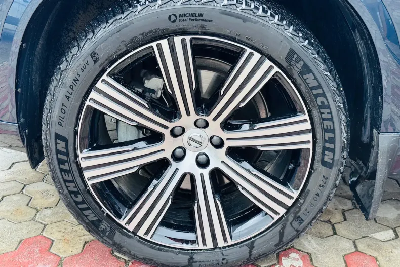 Volvo XC90 din 2024 cu 48.472 km - oferta VOL160201 - foto 18