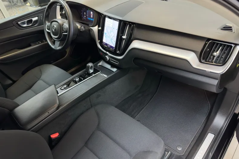 Volvo XC60 din 2022 cu 177.000 km - oferta VOL160223 - foto 7