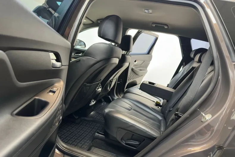 Hyundai Grand Santa Fe din 2021 cu 98.000 km - oferta HYU160224 - foto 8