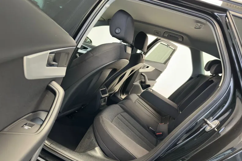 Audi A4 din 2022 cu 169.990 km - oferta AUD160226 - foto 8