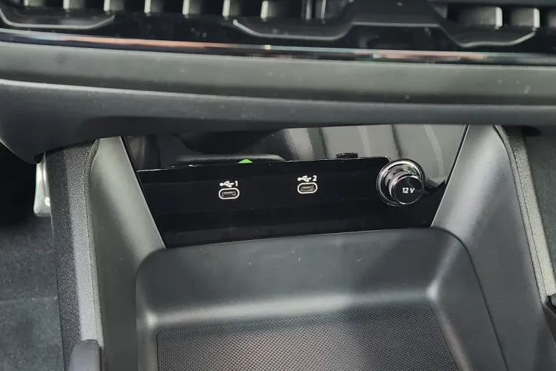 Audi Q6 din 2025 cu 10 km - oferta AUD160234 - foto 37