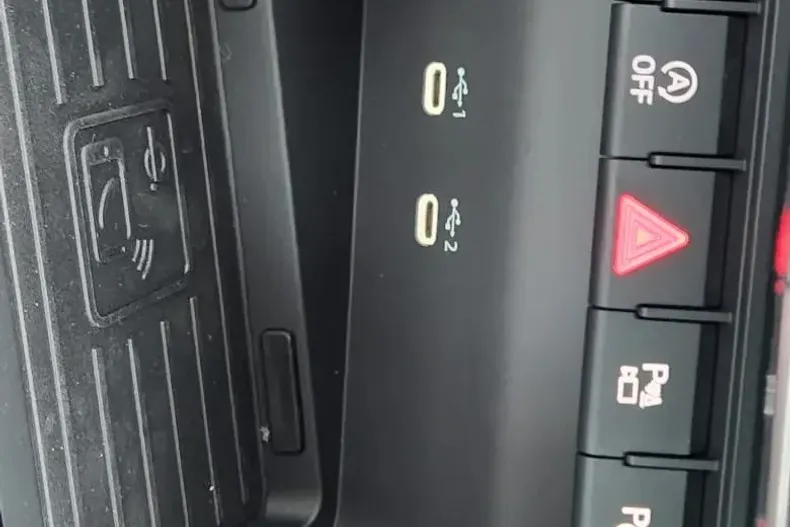 Audi A3 din 2025 cu 10 km - oferta AUD160235 - foto 21