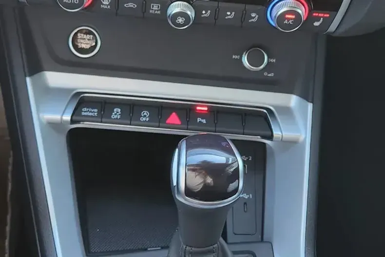 Audi Q3 din 2025 cu 10 km - oferta AUD160236 - foto 17