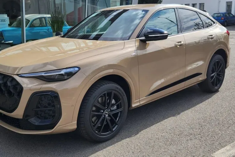 Audi Q5 din 2025 cu 1 km - oferta AUD160238 - foto 1