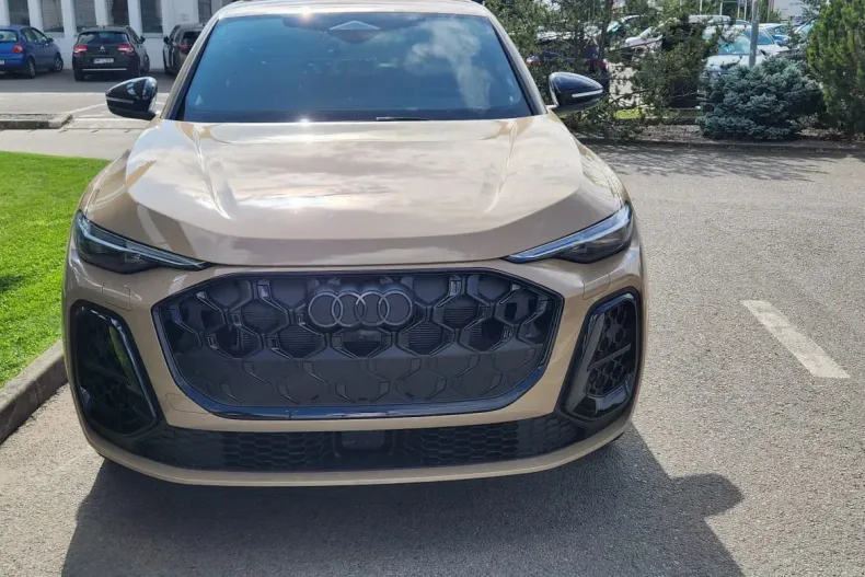 Audi Q5 din 2025 cu 1 km - oferta AUD160238 - foto 4