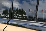 Audi Q5 din 2025 cu 1 km - oferta AUD160238 - foto 8