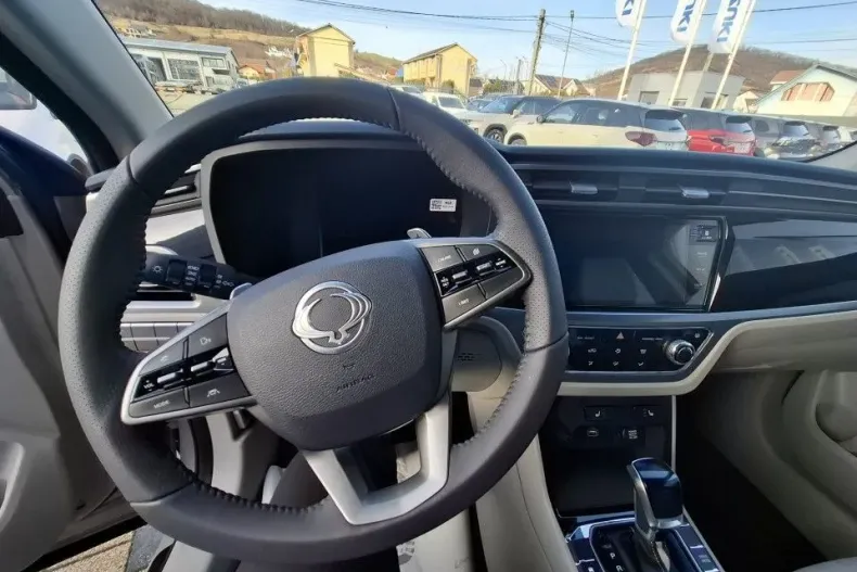 KG Mobility Korrando din 2025 cu 1 km - oferta KGM160239 - foto 10