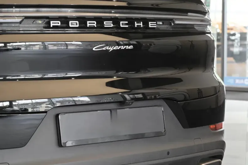 Porsche Cayenne Coupe din 2024 cu 25.000 km - oferta POR160243 - foto 8