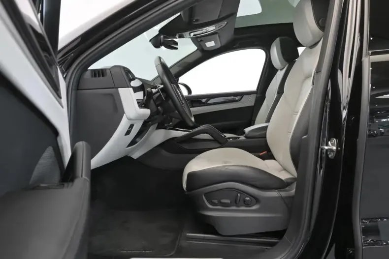 Porsche Cayenne Coupe din 2024 cu 25.000 km - oferta POR160243 - foto 12