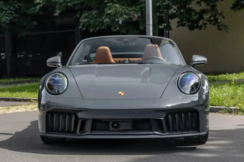 Porsche 911 din 2025 cu 3.800 km - oferta POR160244 - foto 2