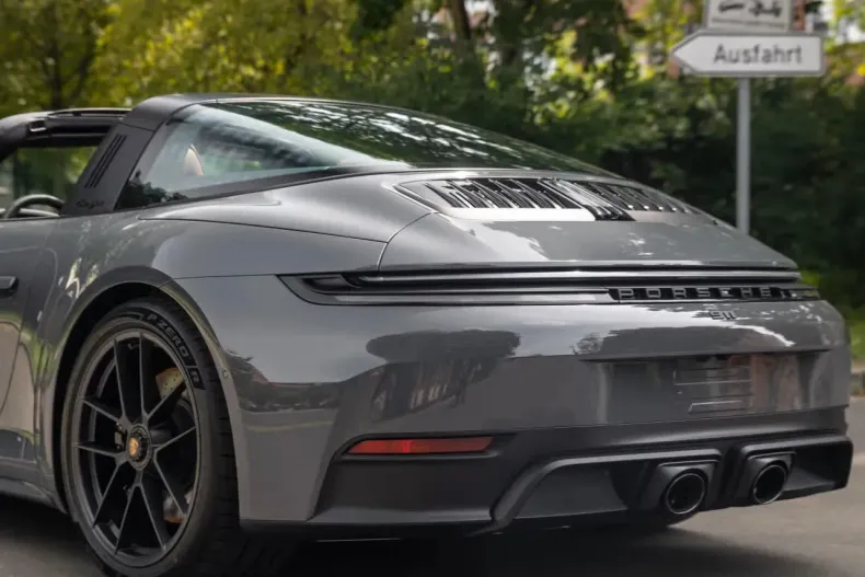 Porsche 911 din 2025 cu 3.800 km - oferta POR160244 - foto 9