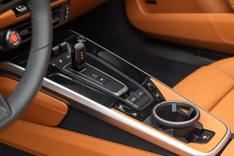 Porsche 911 din 2025 cu 3.800 km - oferta POR160244 - foto 15