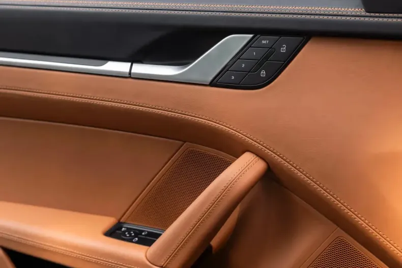 Porsche 911 din 2025 cu 3.800 km - oferta POR160244 - foto 18