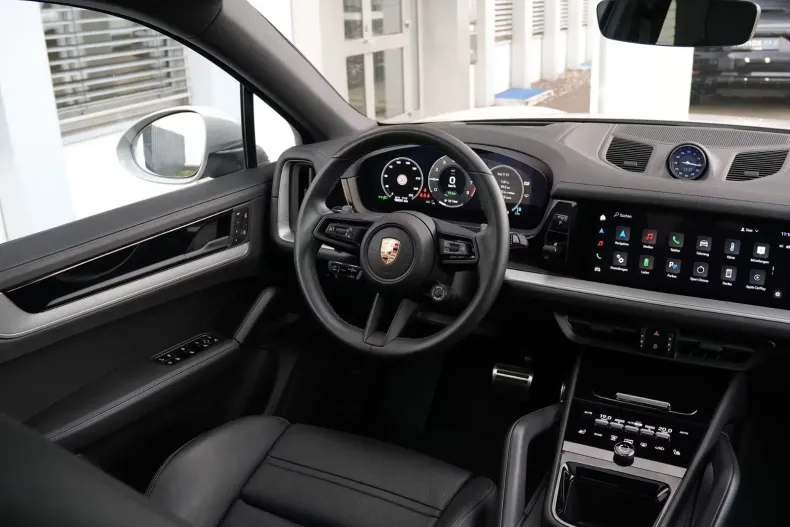 Porsche Cayenne Coupe din 2024 cu 18.500 km - oferta POR160247 - foto 15