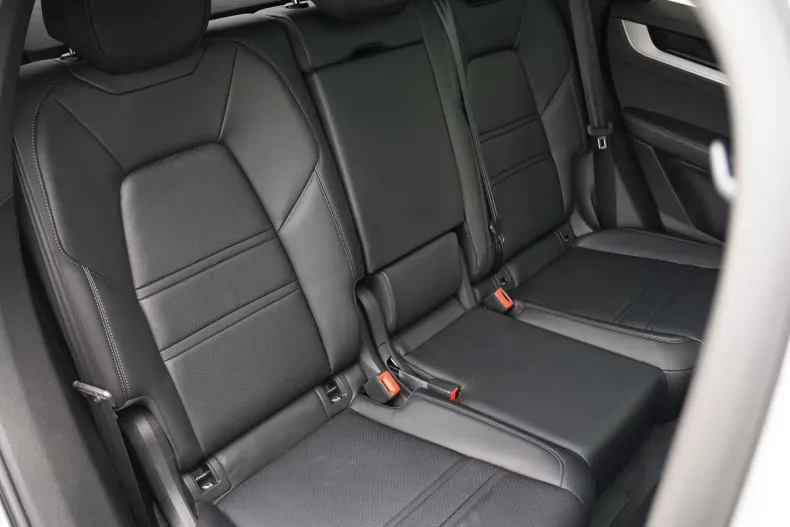 Porsche Cayenne Coupe din 2024 cu 18.500 km - oferta POR160247 - foto 23