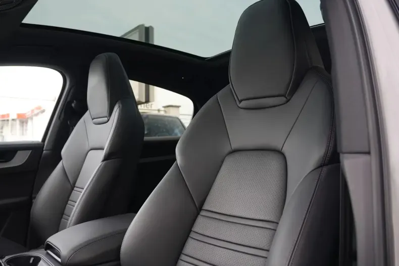 Porsche Cayenne Coupe din 2024 cu 18.500 km - oferta POR160247 - foto 27