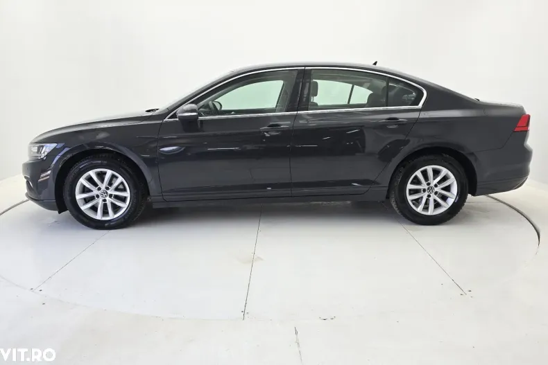 Volkswagen Passat din 2021 cu 129.484 km - oferta VOL160264 - foto 9