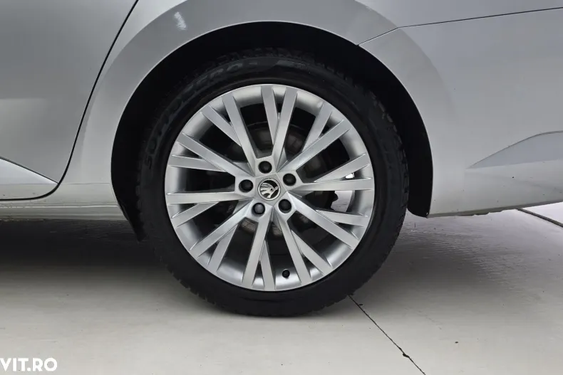 Skoda Superb din 2022 cu 137.505 km - oferta SKO160265 - foto 22