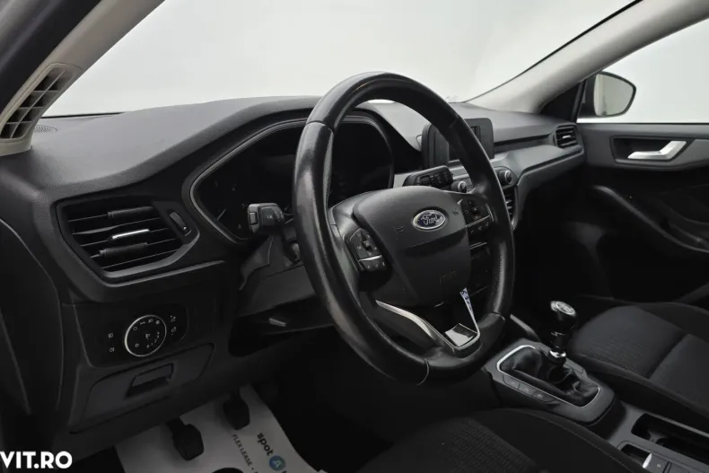 Ford Focus din 2019 cu 99.603 km - oferta FOR160269 - foto 13